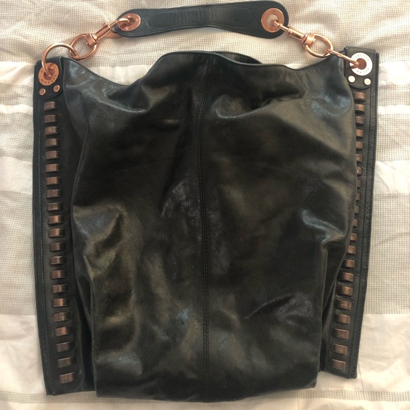 Rebecca Minkoff Handbags - Rebecca Minkoff bucket bag Rebecca Minkoff Handbags - Rebecca Minkoff bucket bag